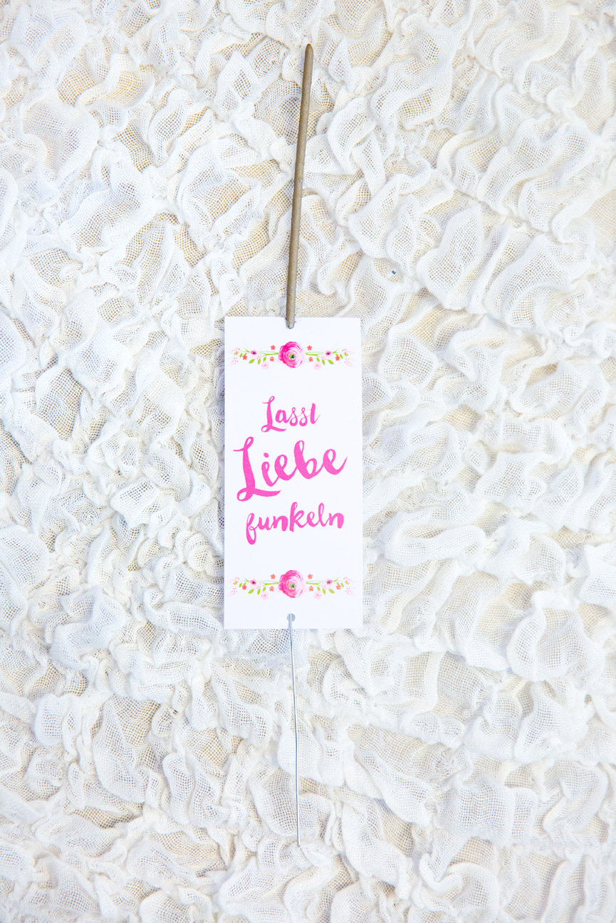 pretty-weddings-verlosung-gewinne-dein-brautkaestchen-zur-hochzeits-vorbereitung-